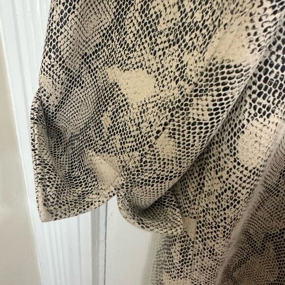 Chico’s Women’s XL Faux Suede Snakeskin l Open Front Jacket Beige Fall - Picture 9 of 11